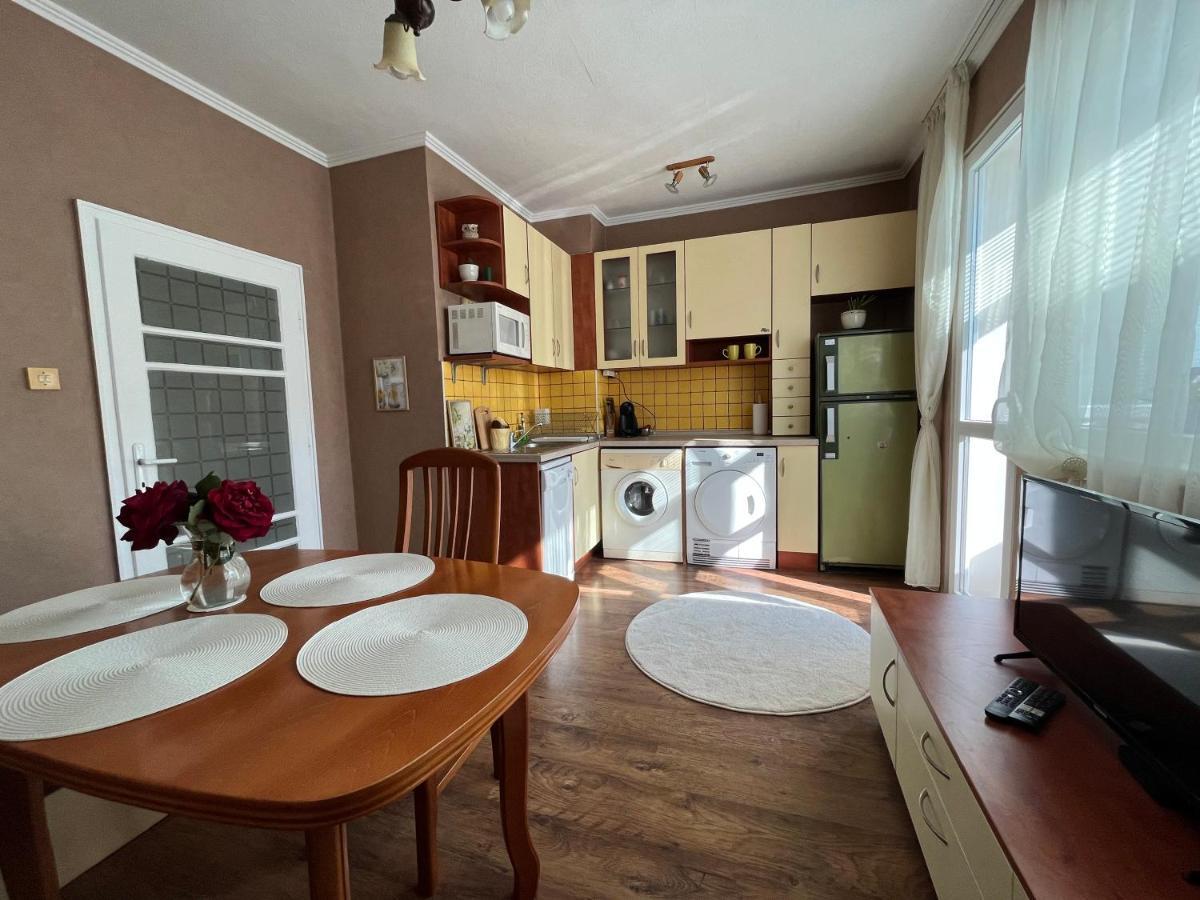 Apartment Acacia Varna ภายนอก รูปภาพ
